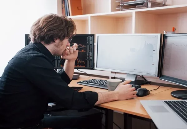 bilgisayar işletmeni ne iş yapar